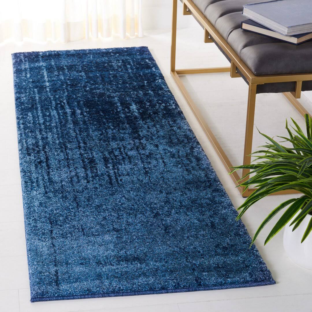 Wrought Studio Tenth Avenue Light Blue / Blue Area Rug Size: Round 4' 5REVRSFX_ESVRK