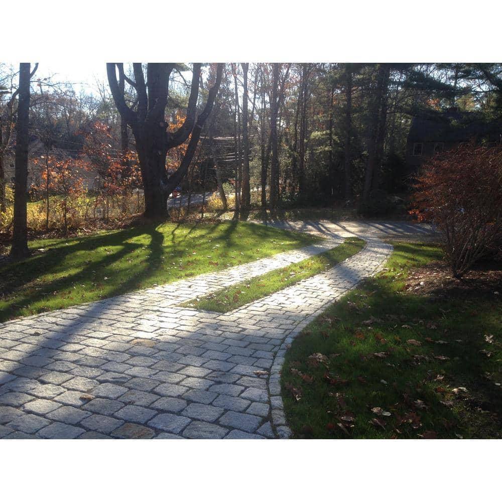 Nantucket Pavers Cobblestone 10 In. X 7 In. X 4 In. Granite Gray Edger Kit (50 Pieces Per Pallet) QVGOTOSV_LUCC3