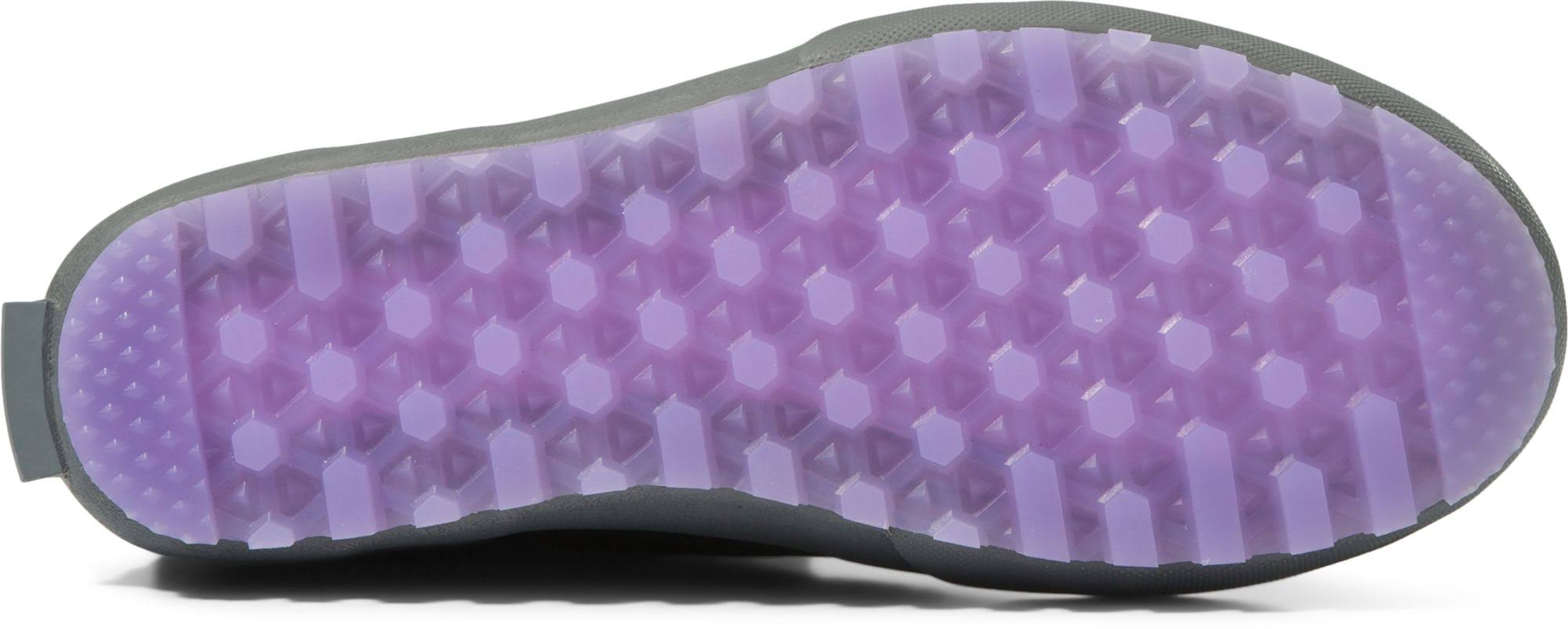 Vans Standard Mid Chelsea Snow Mte Boot Black/Lilac Snow, 8.4D96XYVF_M3UAS