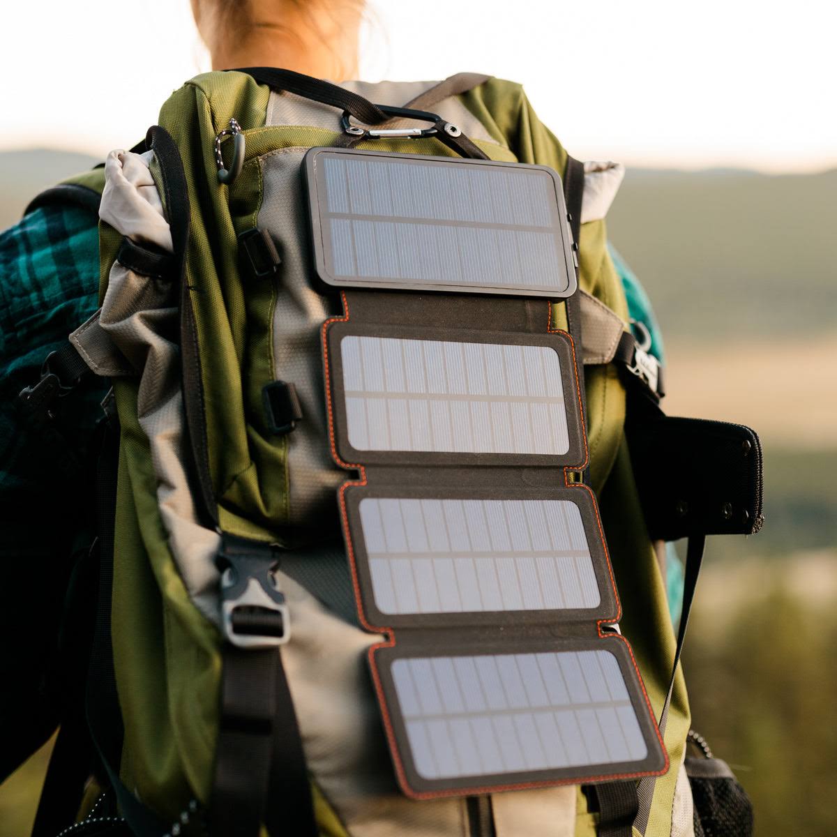 Quadrapro 5.5 Watt Portable Solar Wireless Phone Charger With 6,500mah Dual Usb Power SBB8PFYS_2976Q