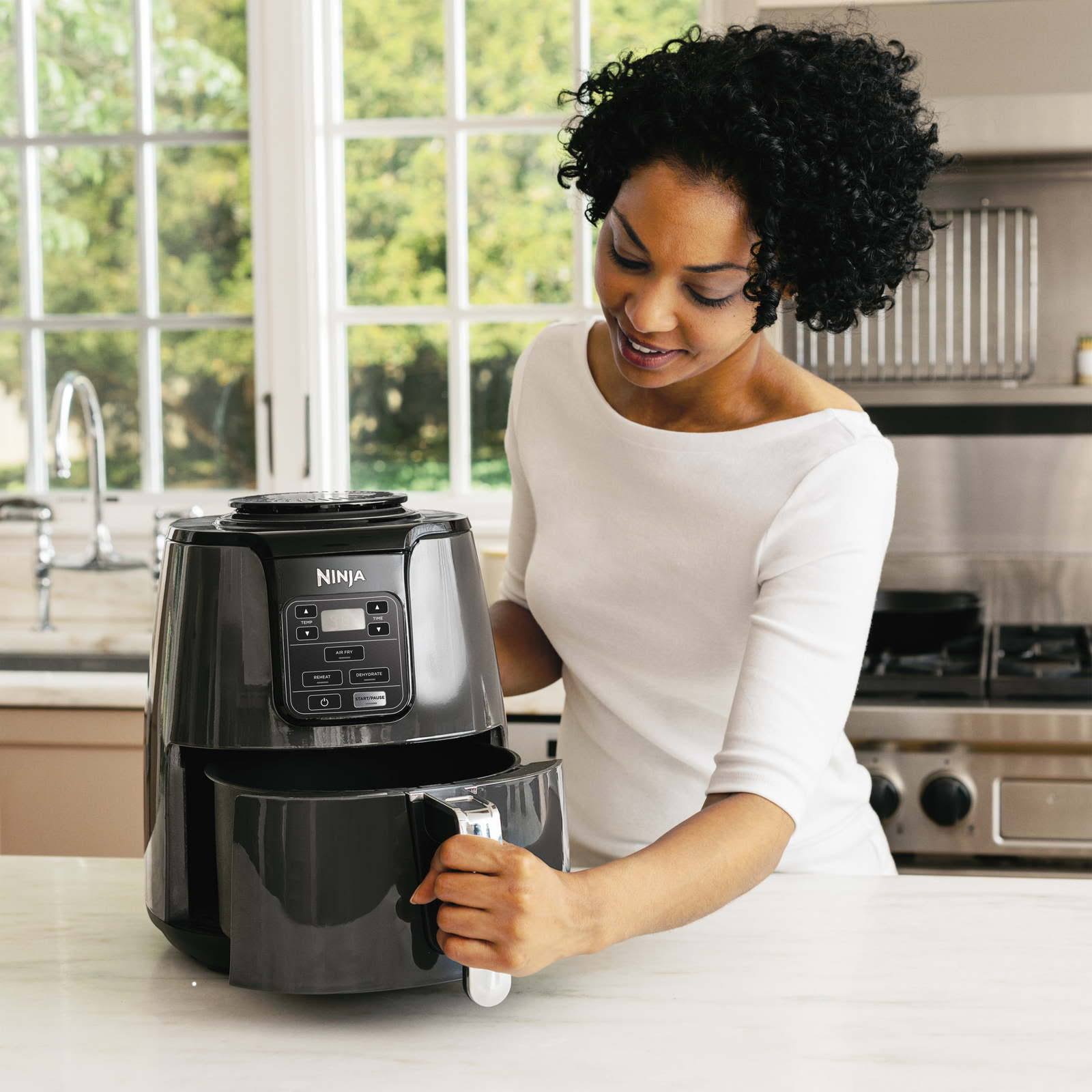 Ninja 4 Quart Air Fryer With Reheat & Dehydrate, Black/Silver, SAWHXUFP_WS8PM