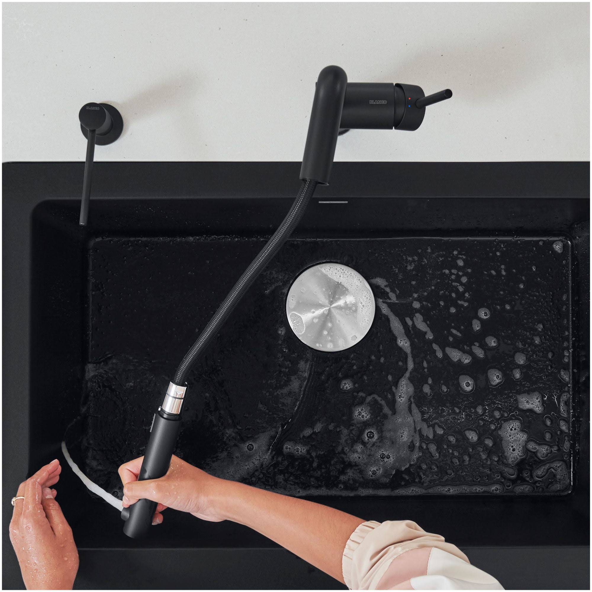 Blanco 526374 Linus Pull Out 1.5 Gpm Kitchen Faucet Coal SWGC1M5H_FCQ8Y