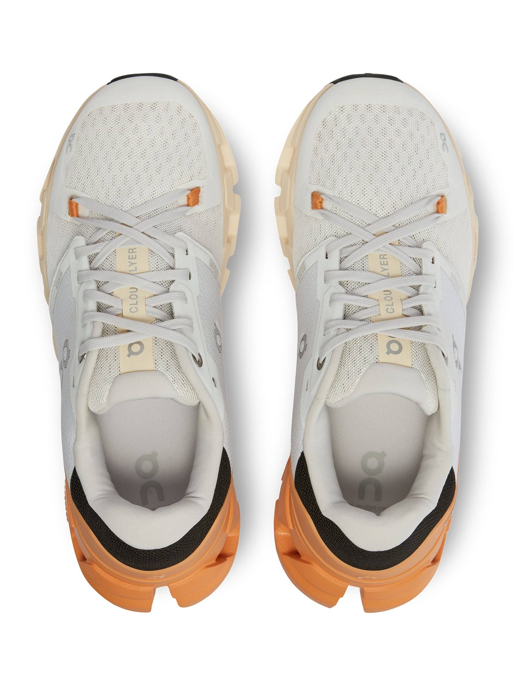 Women's On Cloudflyer 4 - White/Copper - Size 8.UOSOTKG0_PNHSF