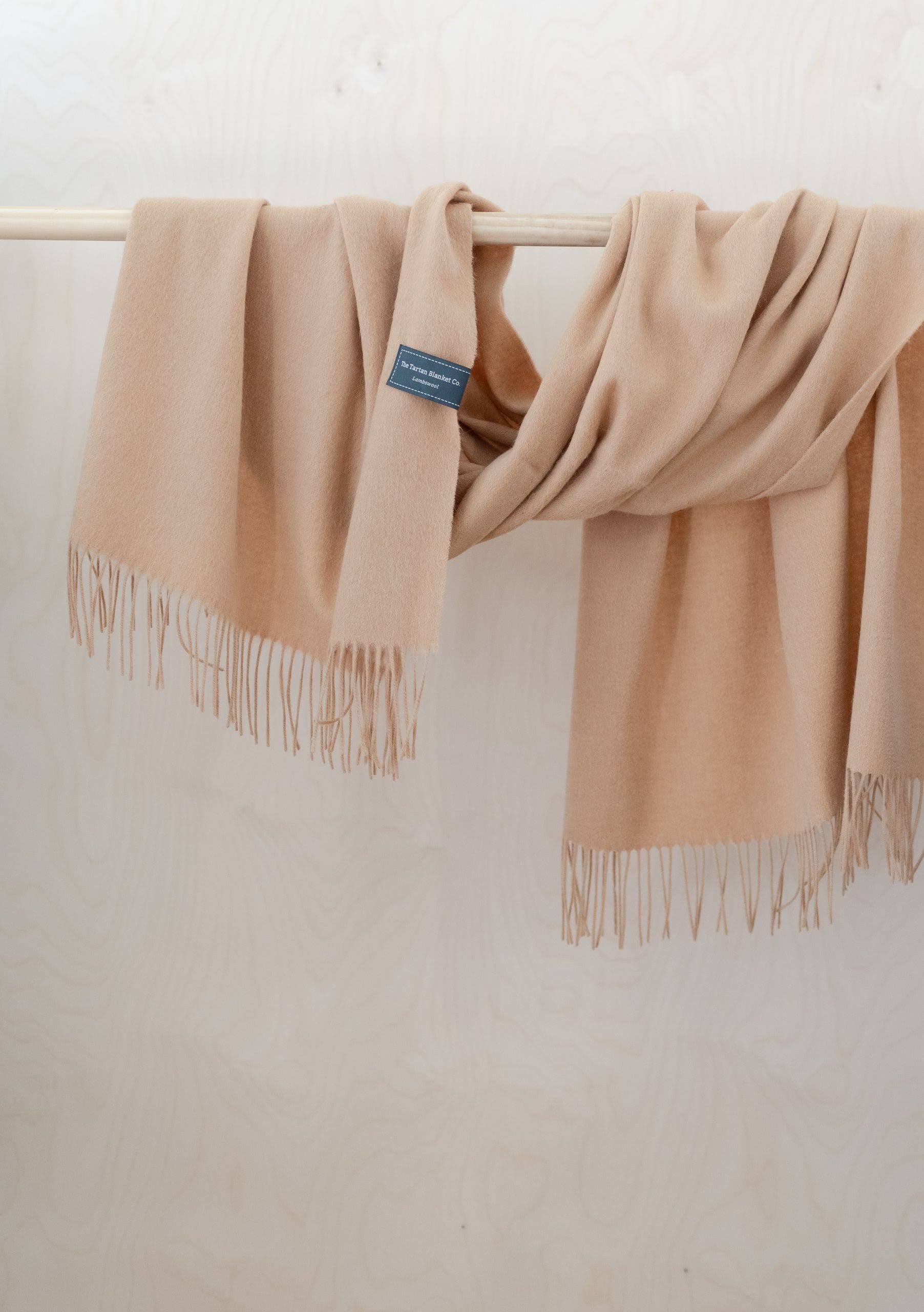 Tbco Houndstooth Lambswool Blanket In Camel KAG5AGGC_KLVH8
