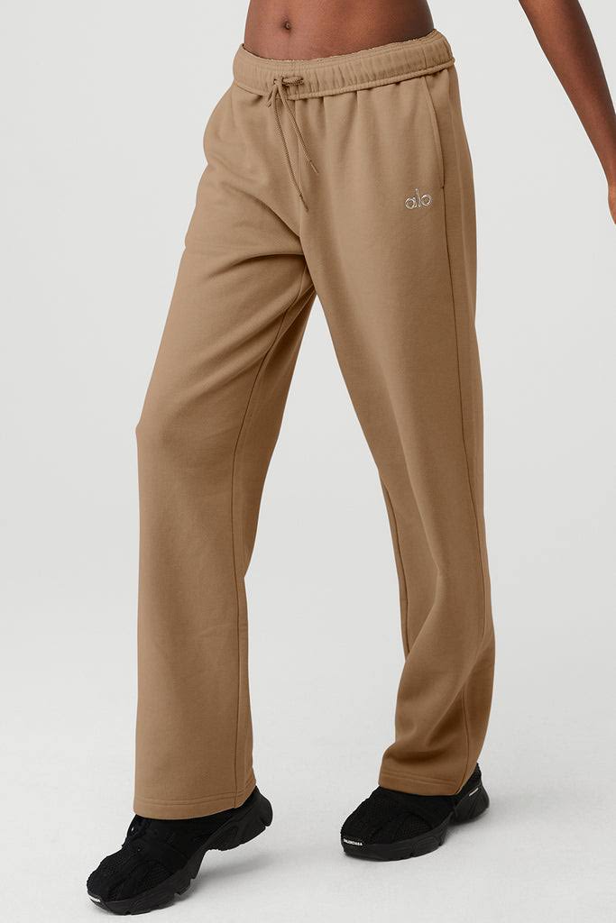 Alo Yoga | Accolade Straight Leg Sweatpant In Gravel Beige, Size: 9FUHVCDF_EI1GP