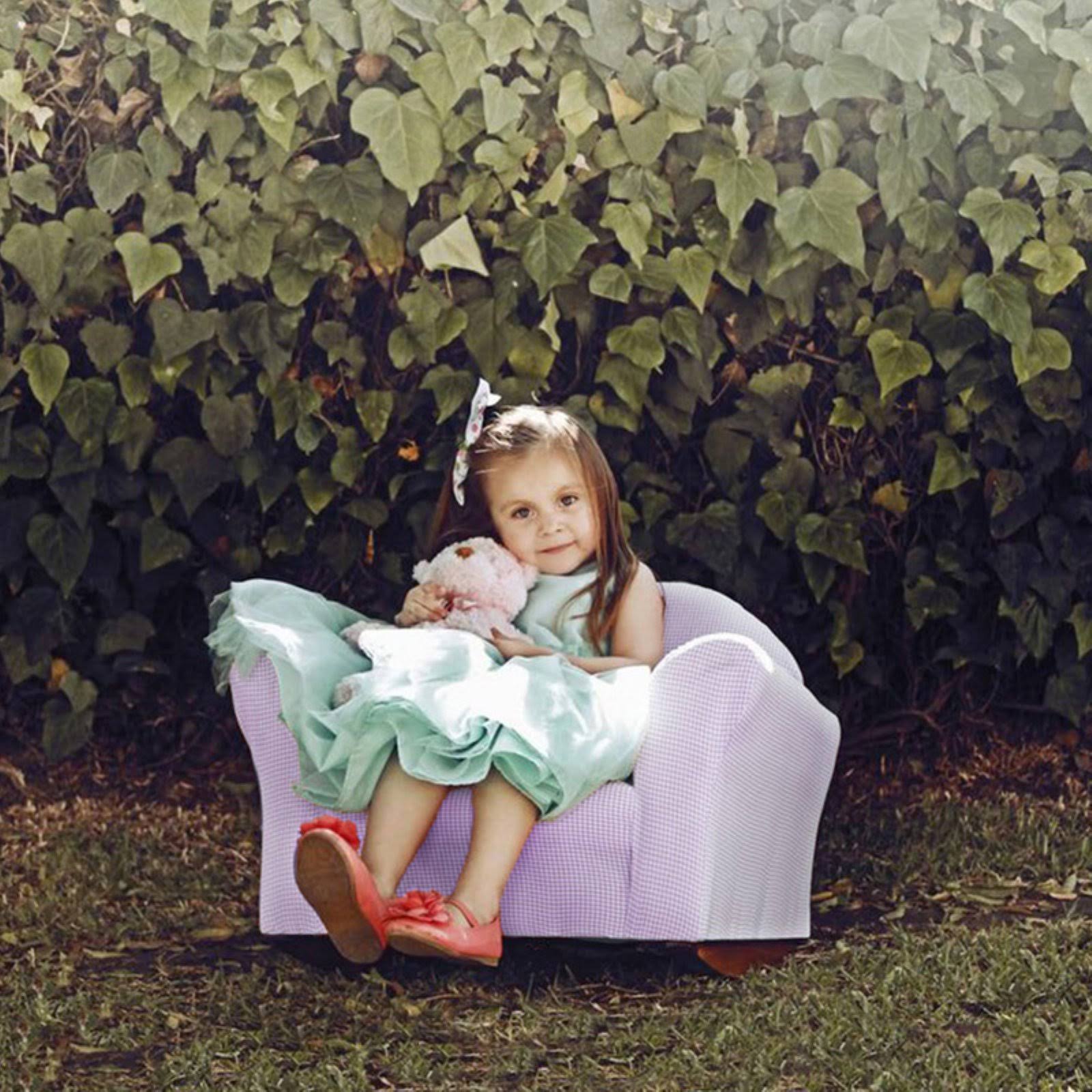 Keet Roundy Gingham Rocking Kids Chair, 3FHHBM6L_XTDMX