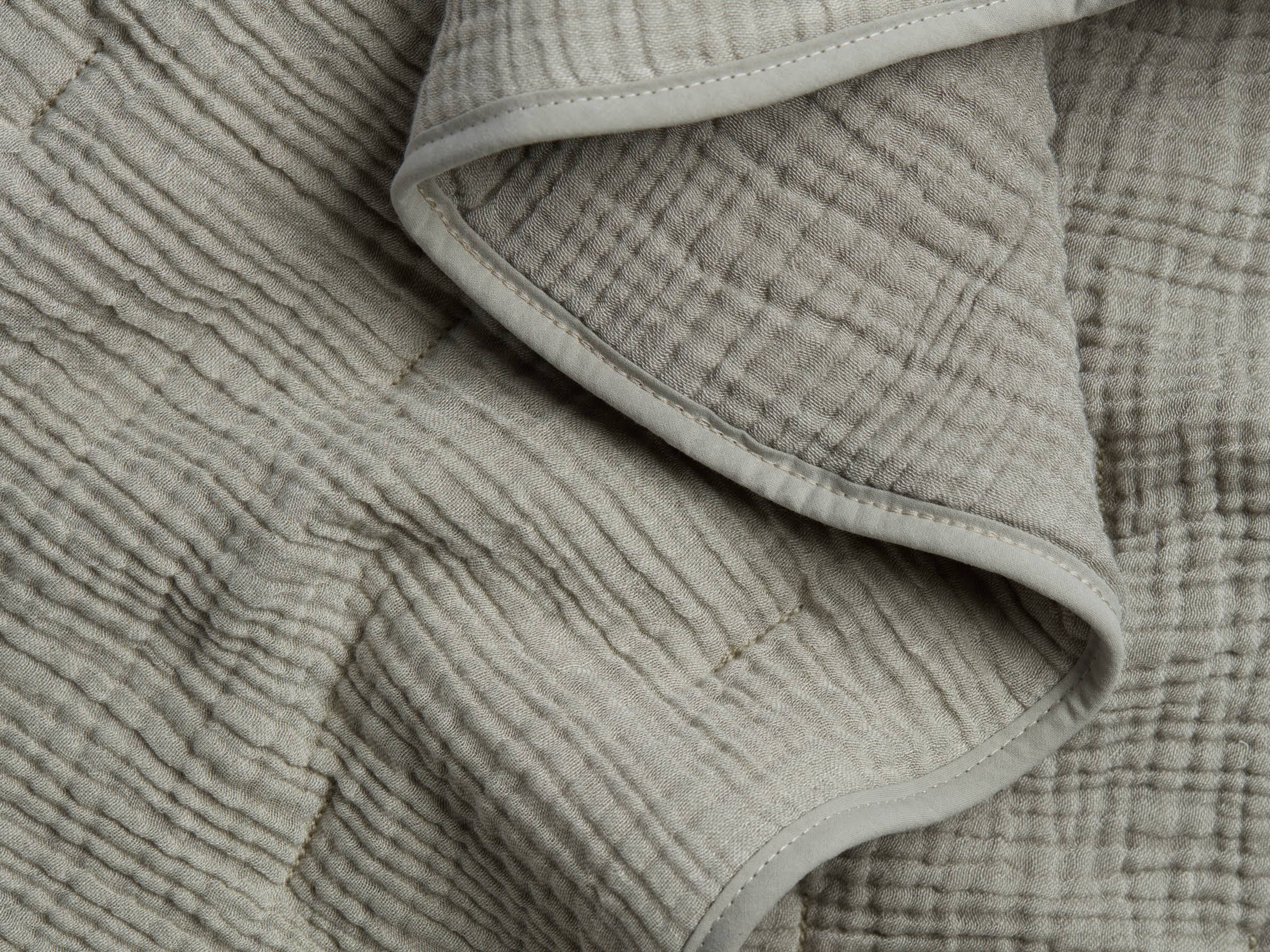 Full/Queen Organic Cotton Quilt In Moss | Made In Turkey | ZURSZSZF_NJL8J