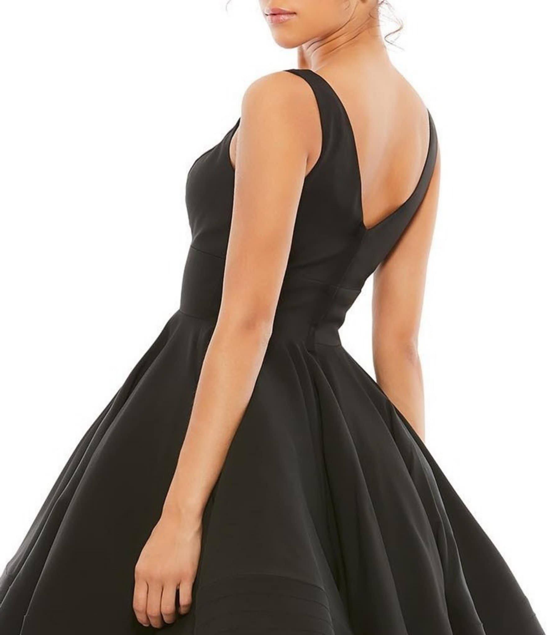Mac Duggal V-Neck Sleeveless A-Line Dress - Black - TOO5CRMB_MWXMS