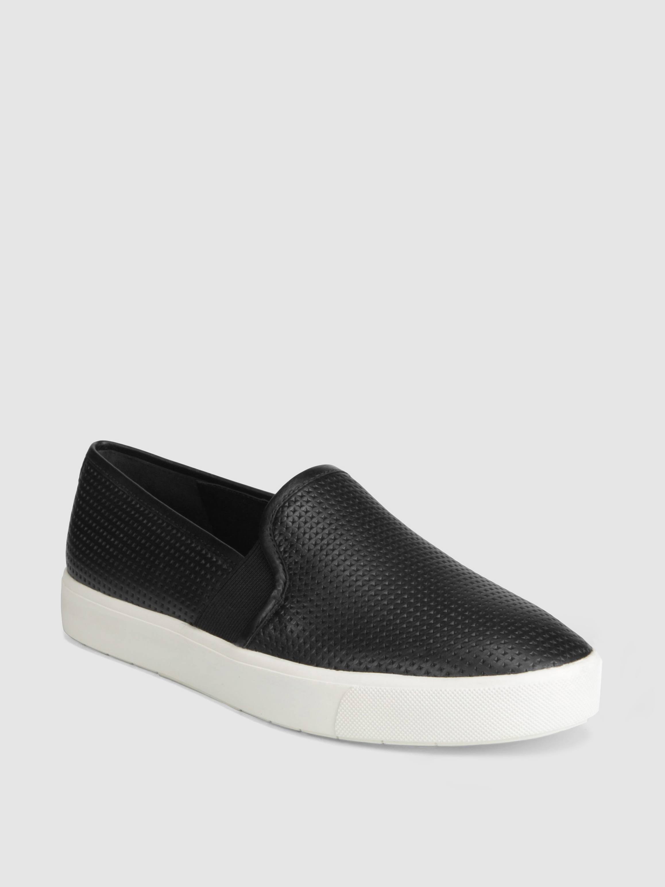 Vince Women&S Blair 5 Slip On Sneakers - Black - Size 8.KQ7FAKDV_RHS9V