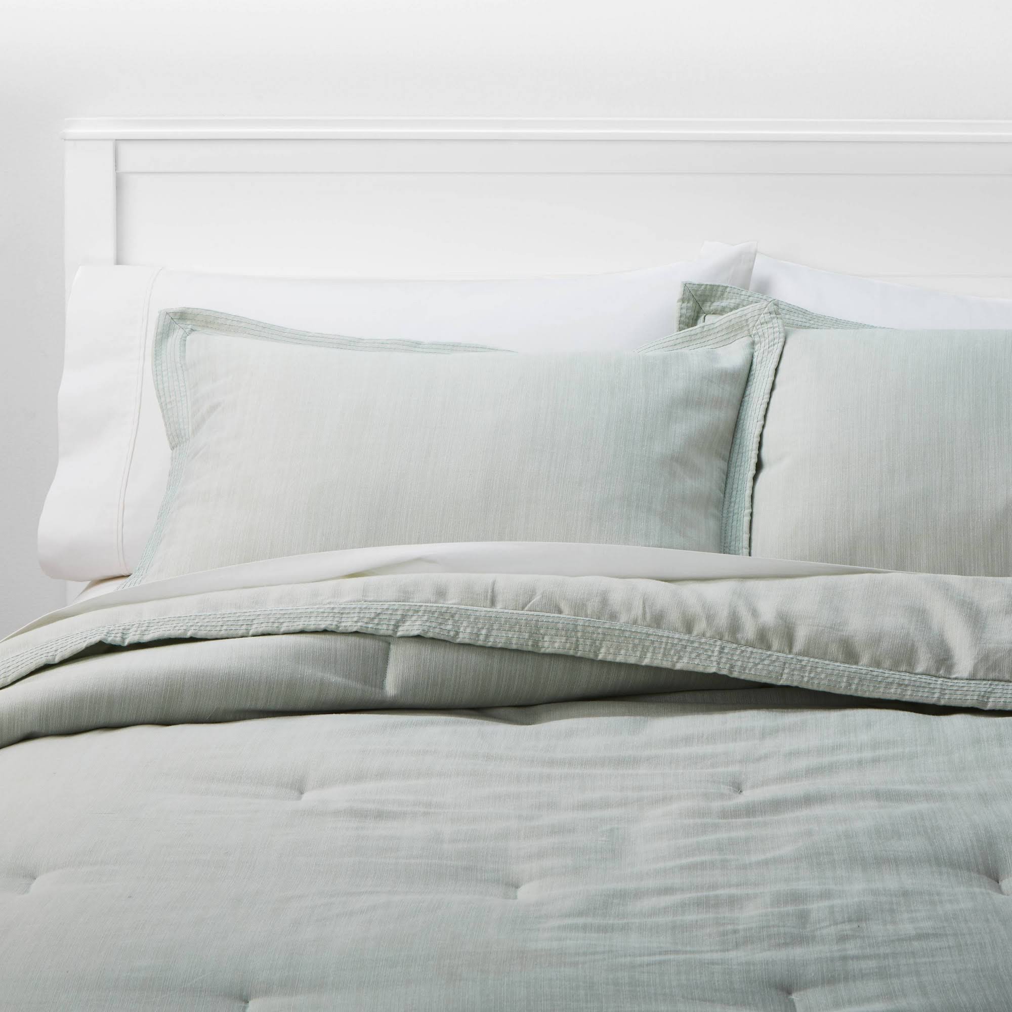 Threshold Full/Queen Family-Friendly Comforter & Sham Set Mint TWMHQG0M_NL05L
