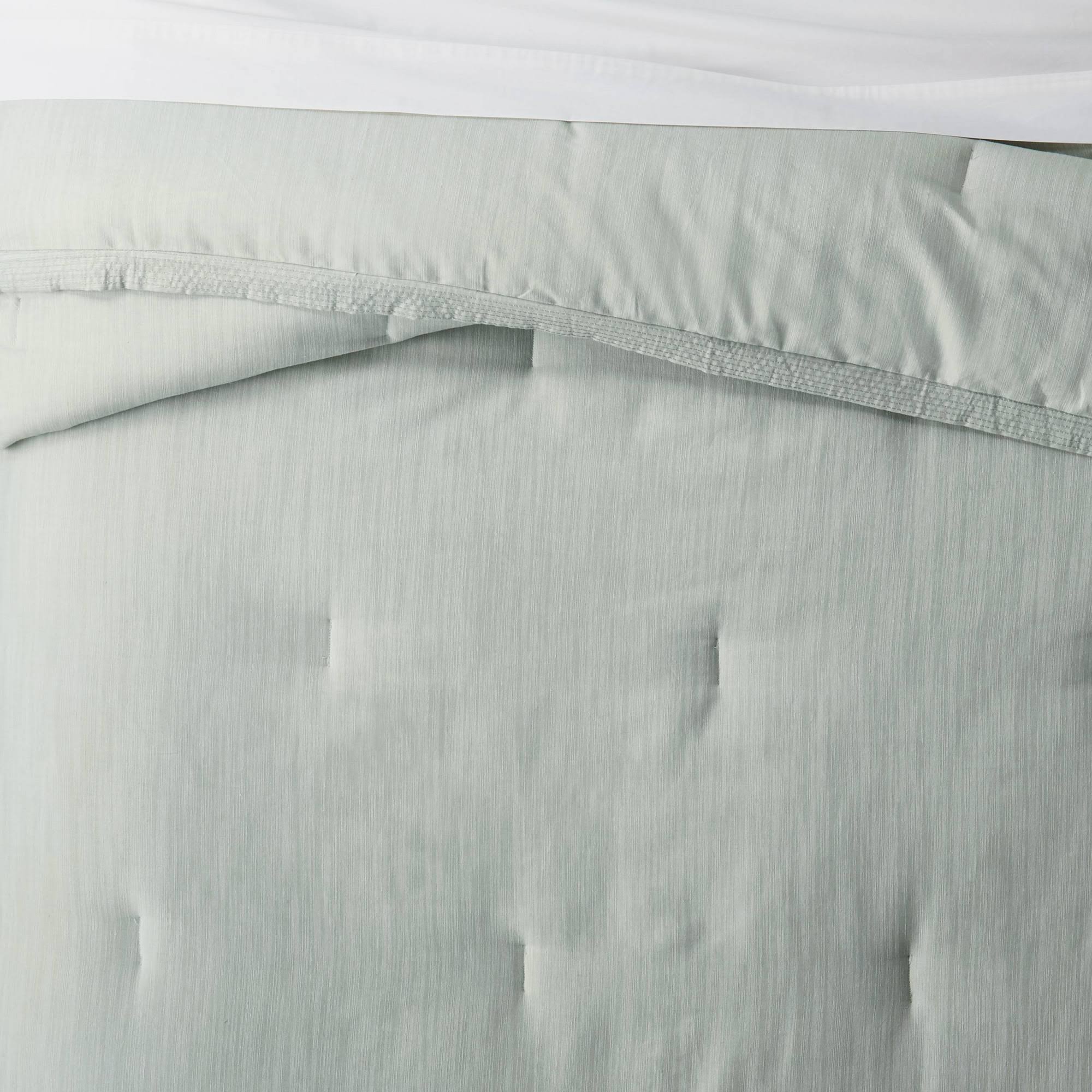 Threshold Full/Queen Family-Friendly Comforter & Sham Set Mint TWMHQG0M_NL05L