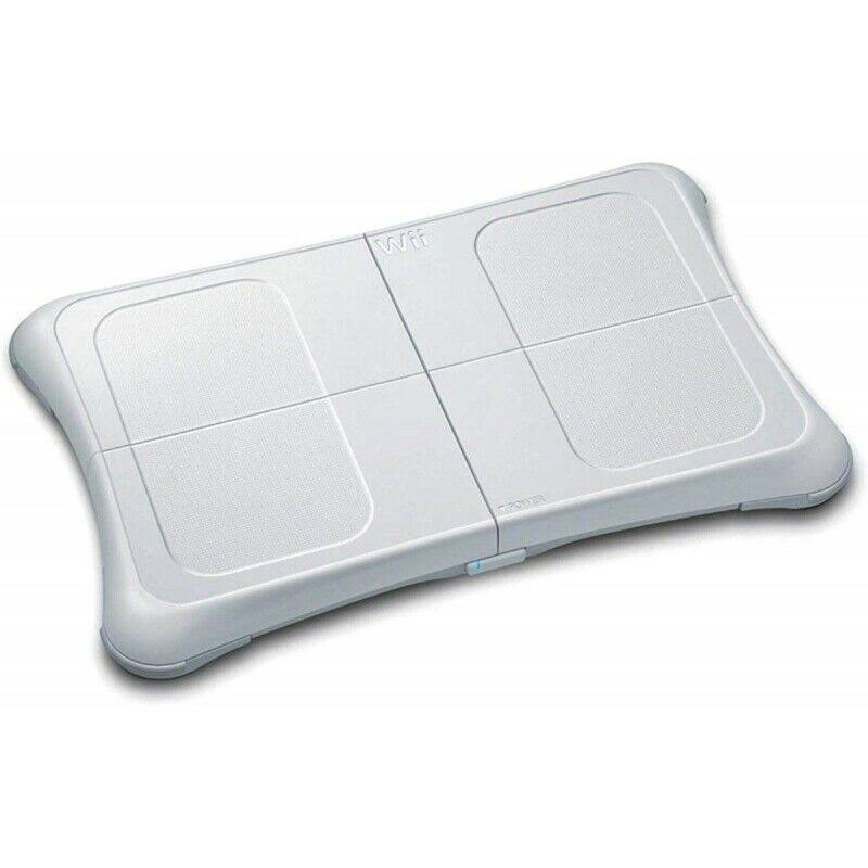 Wii Fit Plus (With Balance Board) ZVHEGAXP_TRXSP