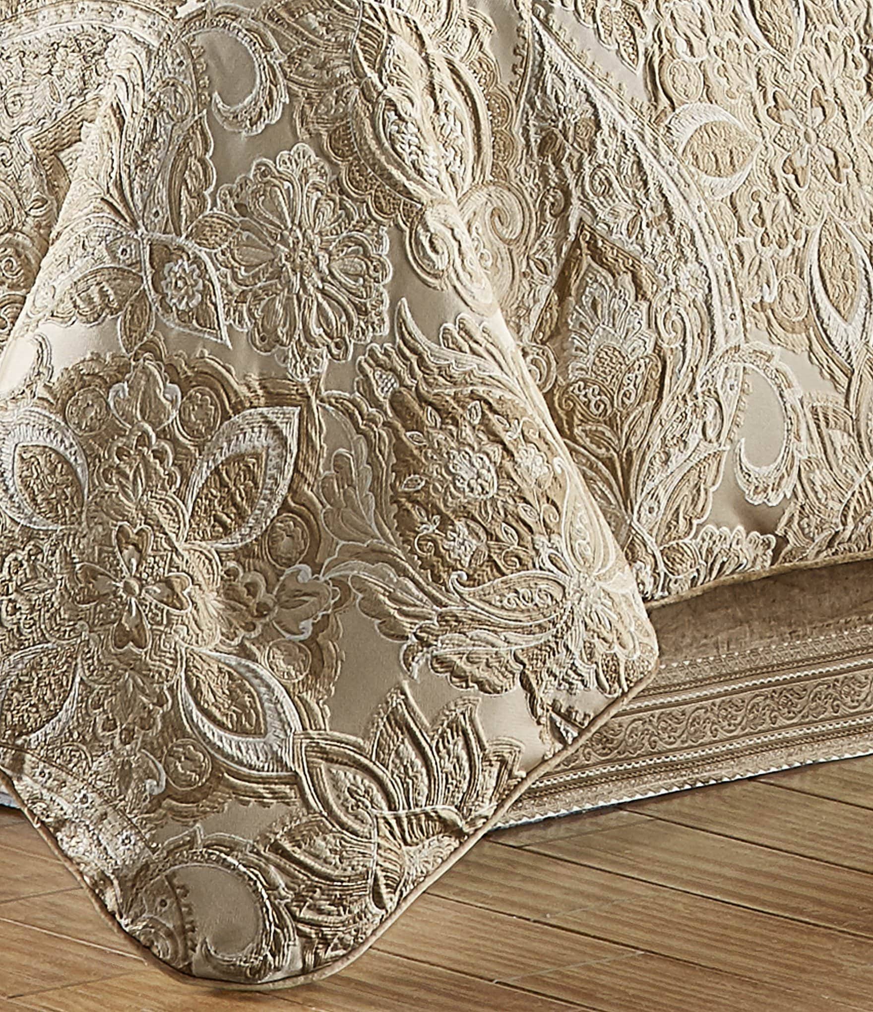 J Queen New York Sandstone 4 Piece Comforter Set - Beige - VLO3GUI5_BETHA
