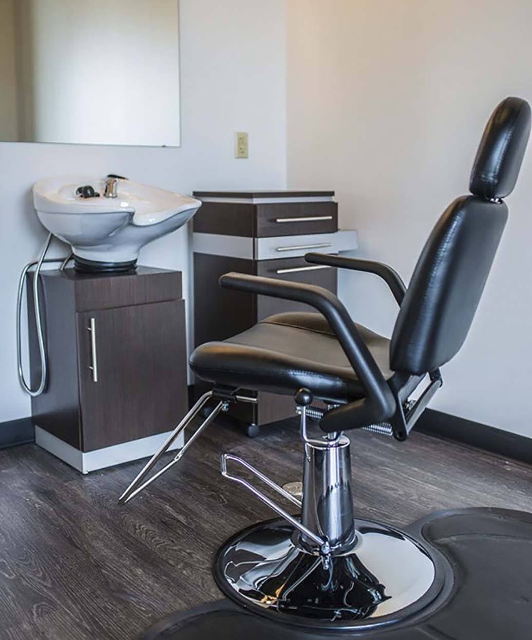 Buy-Rite Sue All-Purpose Hydraulic Reclining Salon Chair Heavy Duty Chrome XUXIIQRG_U5PPR