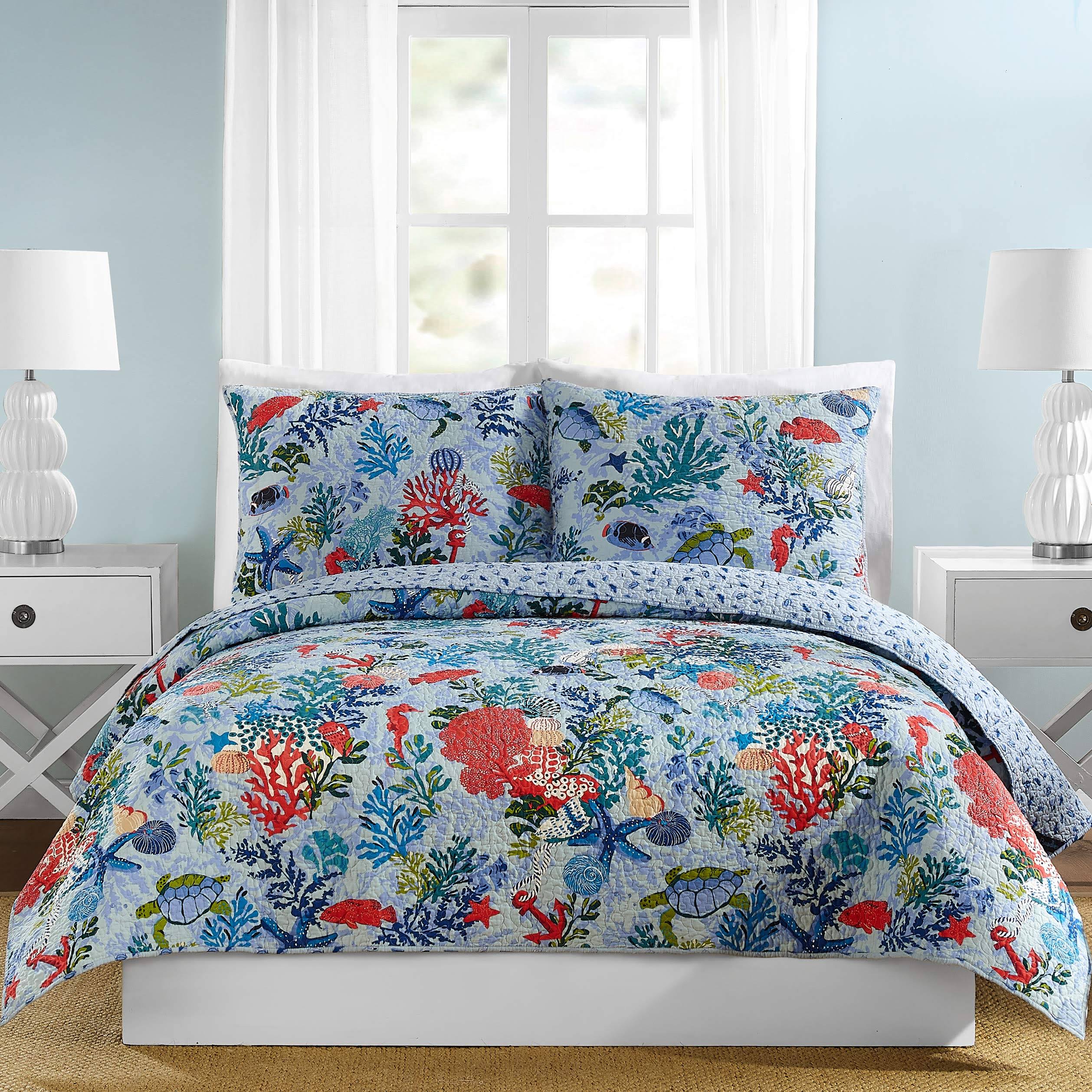 Vera Bradley Shore Thing Quilt, Twin, E6GM2DLH_ACRIM