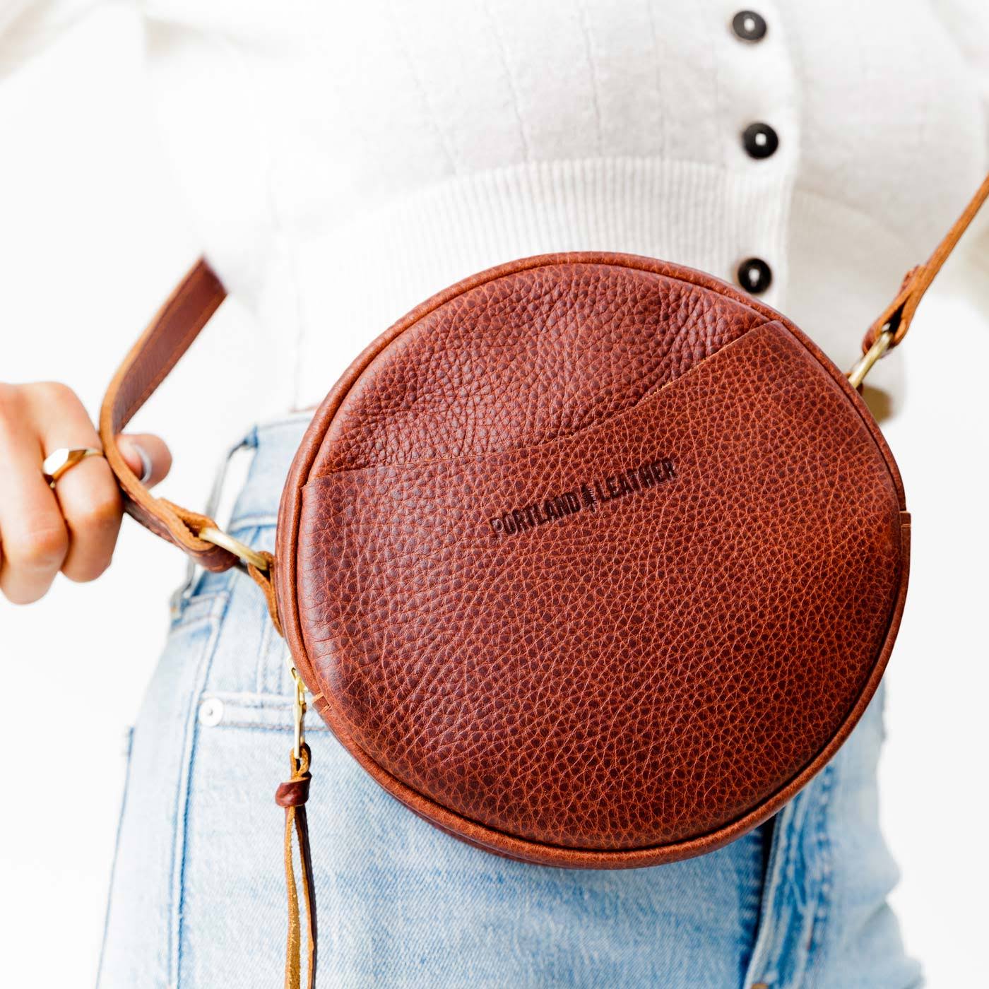 &Almost Perfect& Circle Crossbody, Nutmeg / KDCELCNK_N8IQH